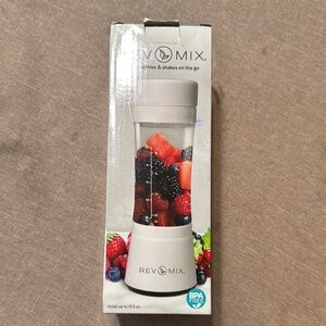 Revomix Portable Blender White